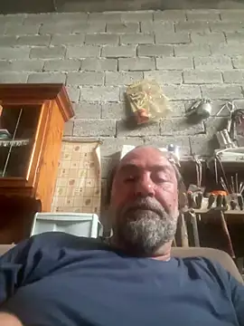 Snapshot of ros217 chatting on July 7, 10:41 am ros217 online show from July 7, 10:41 am