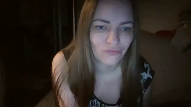 AnnaDiamond1 online show from April 18, 9:59 pm