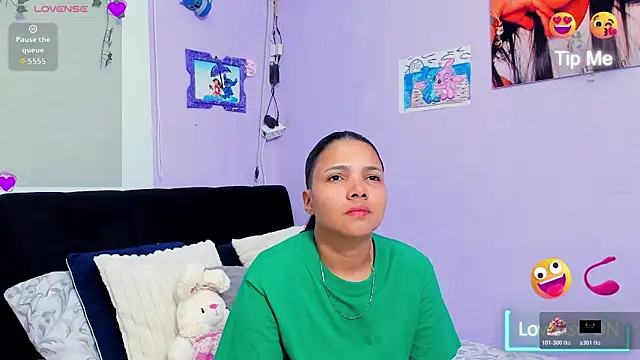 Snapshot of sara_mendez2 chatting on November 17, 11:21 pm sara mendez2 online show from November 17, 11:21 pm