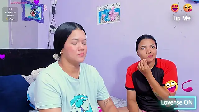 Snapshot of sara_mendez2 chatting on November 18, 11:37 pm sara mendez2 online show from November 18, 11:37 pm