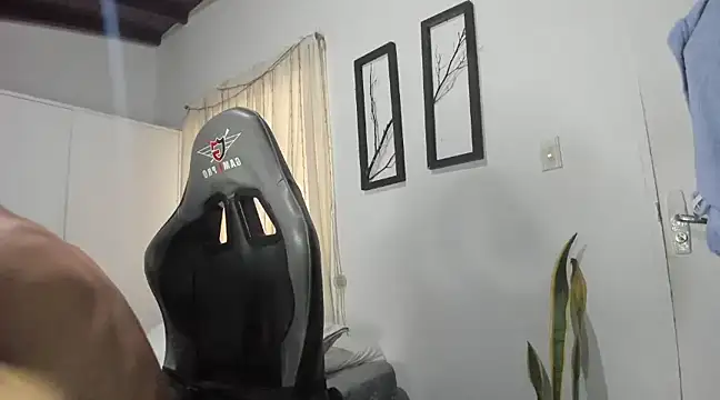 miguel hz online show from February 4, 8:17 pm