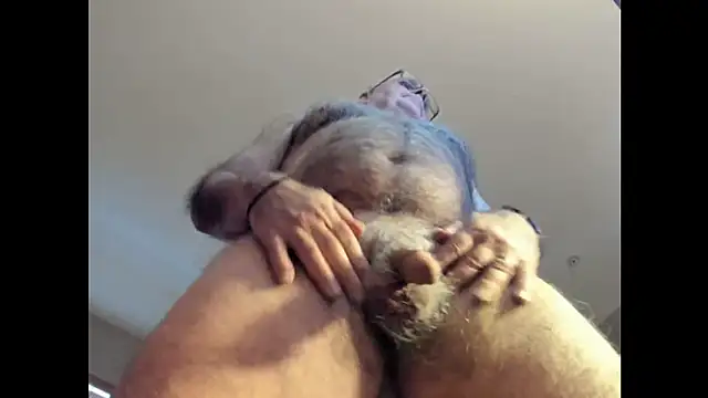 dantes lion online show from February 15, 7:50 pm