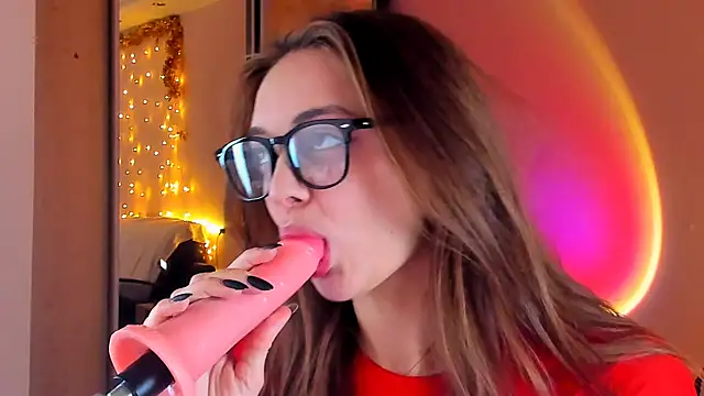 Snapshot of May_Flower chatting on January 20, 1:21 pm May Flower online show from January 20, 1:21 pm