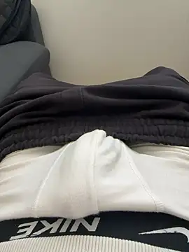 Snapshot of XMenX24 chatting on March 15, 11:40 am XMenX24 online show from March 15, 11:40 am