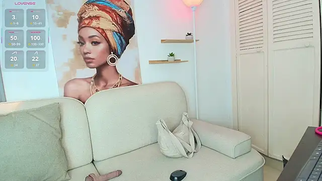 Snapshot of malak_nanyy chatting on July 3, 2:29 am malak nanyy online show from July 3, 2:29 am