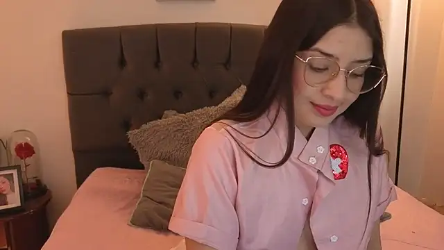 Emma Lombardi online show from January 6, 1:48 pm