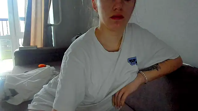 foxy blond online show from April 24, 12:46 am