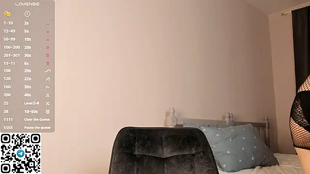Snapshot of tyty_piupiu chatting on October 12, 6:29 pm tyty piupiu online show from October 12, 6:29 pm