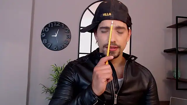 Ian Daviz online show from February 20, 2:07 am