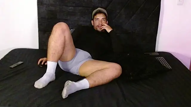Ian Daviz online show from May 22, 3:13 am