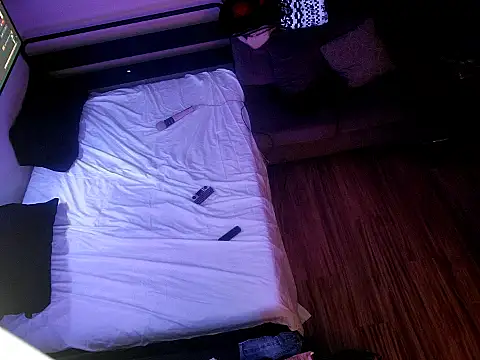 KRYZTALYNXXX online show from April 24, 3:58 pm