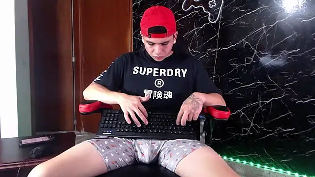 Snapshot of maty_hardx chatting on January 11, 1:43 pm maty hardx online show from January 11, 1:43 pm