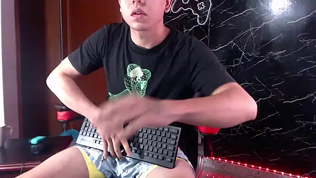 Snapshot of maty_hardx chatting on January 16, 10:10 am maty hardx online show from January 16, 10:10 am