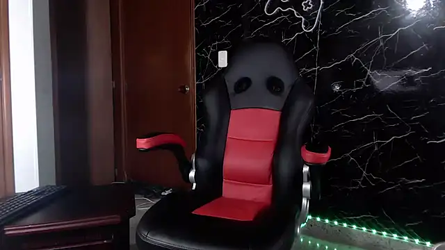 Snapshot of maty_hardx chatting on January 22, 10:07 am maty hardx online show from January 22, 10:07 am