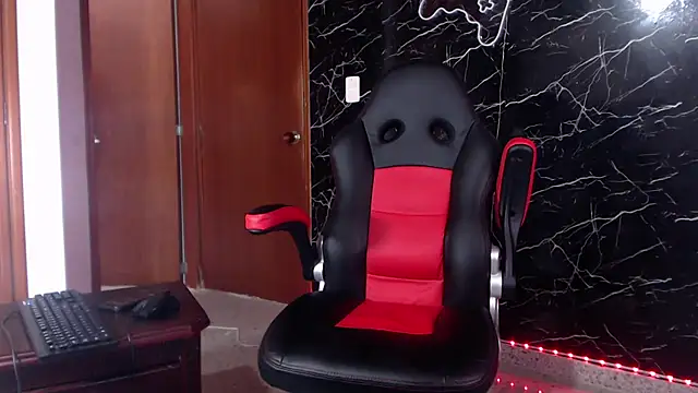 Snapshot of maty_hardx chatting on January 27, 4:43 pm maty hardx online show from January 27, 4:43 pm