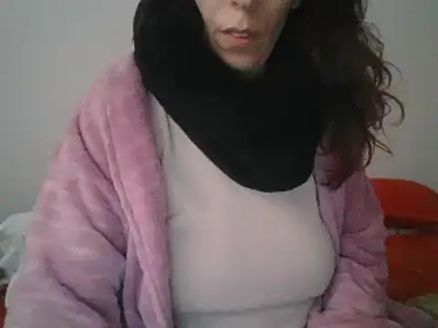 hairygirl80 online show from December 10, 2:39 pm