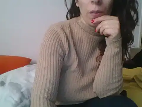 hairygirl80 online show from December 12, 1:06 pm