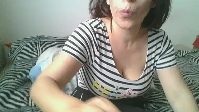 hairygirl80 online show from September 9, 1:21 pm