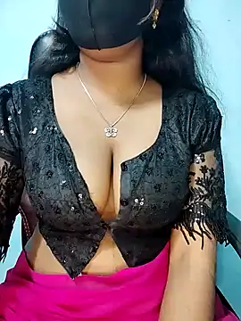Snapshot of Sadika- chatting on December 23, 8:25 pm Sadika- online show from December 23, 8:25 pm