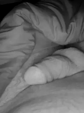 Sunnyboy7897 online show from April 15, 3:35 am