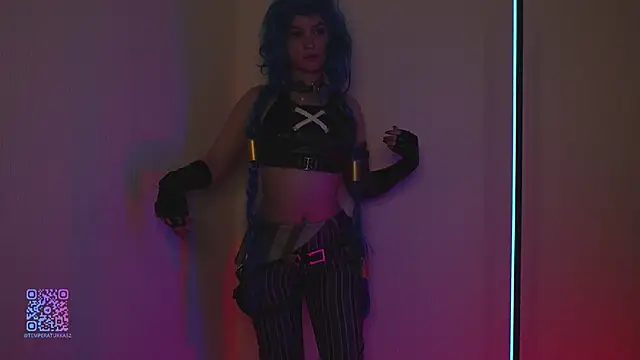 sarahUwU online show from September 16, 6:09 pm