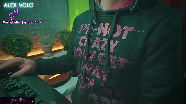 Snapshot of alex-volo chatting on January 21, 8:08 am alex-volo online show from January 21, 8:08 am