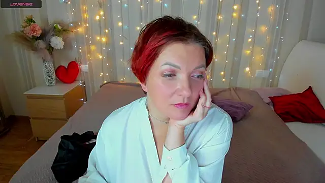 Katherine Fox online show from February 28, 4:42 pm
