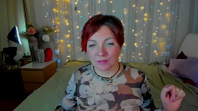 Katherine Fox online show from March 13, 10:10 pm