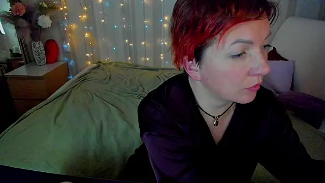 Katherine Fox online show from March 14, 7:26 am