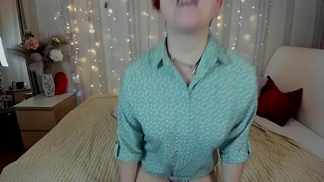 Katherine Fox online show from March 15, 8:04 am