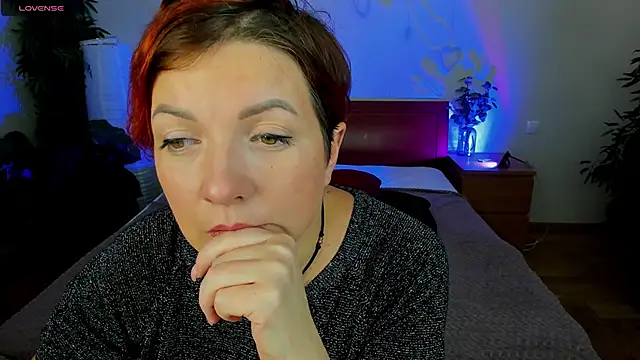 Katherine Fox online show from March 20, 5:15 pm