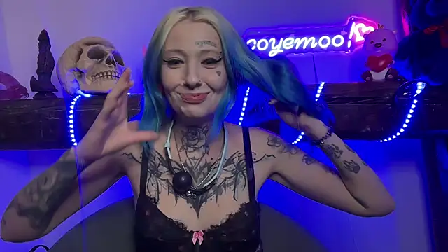 coyemoo online show from February 20, 12:19 am