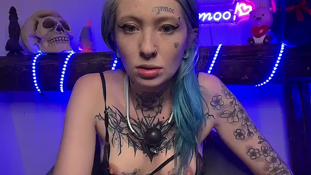 coyemoo online show from March 15, 11:40 am