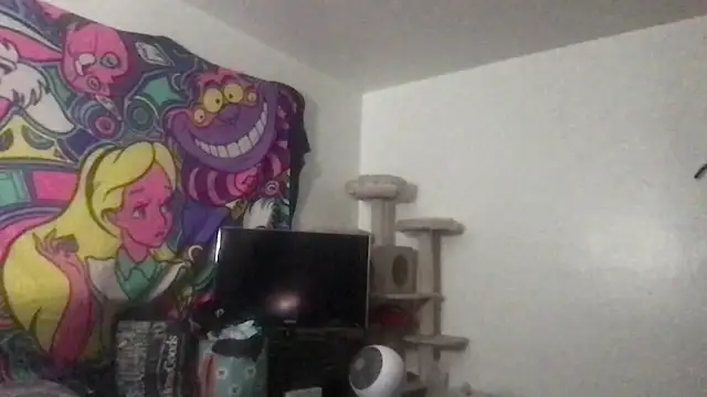 Snapshot of SpunCandy chatting on May 27, 8:50 pm SpunCandy online show from May 27, 8:50 pm