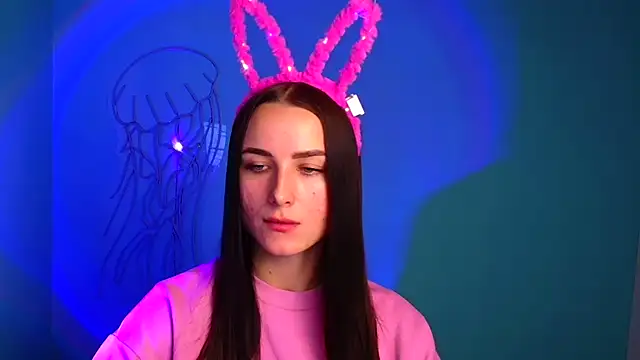 Eva Janee online show from October 6, 11:29 am