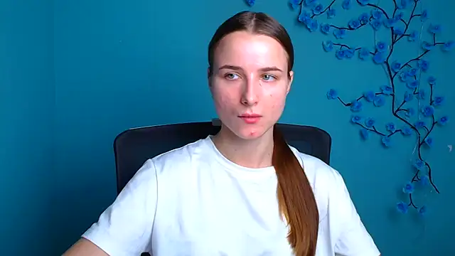Snapshot of Eva_Janee chatting on June 24, 5:39 am Eva Janee online show from June 24, 5:39 am