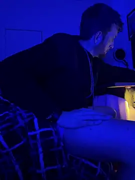 Snapshot of PutaNieves1983 chatting on February 10, 6:09 am PutaNieves1983 online show from February 10, 6:09 am