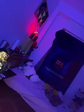 Snapshot of PutaNieves1983 chatting on September 14, 5:28 am PutaNieves1983 online show from September 14, 5:28 am