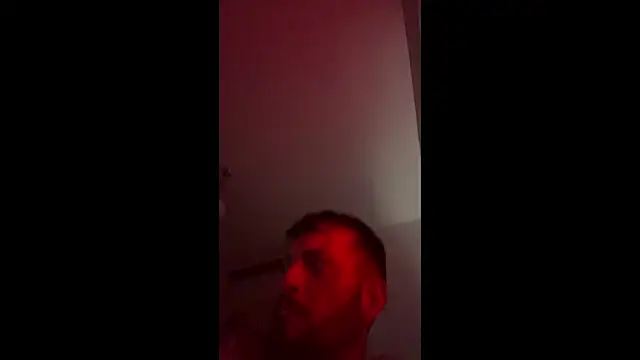 Snapshot of PutaNieves1983 chatting on October 18, 4:26 am PutaNieves1983 online show from October 18, 4:26 am