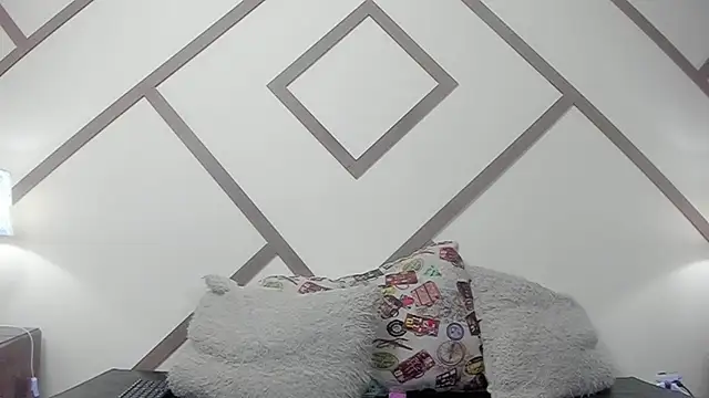 FernandaClar online show from April 5, 1:19 pm