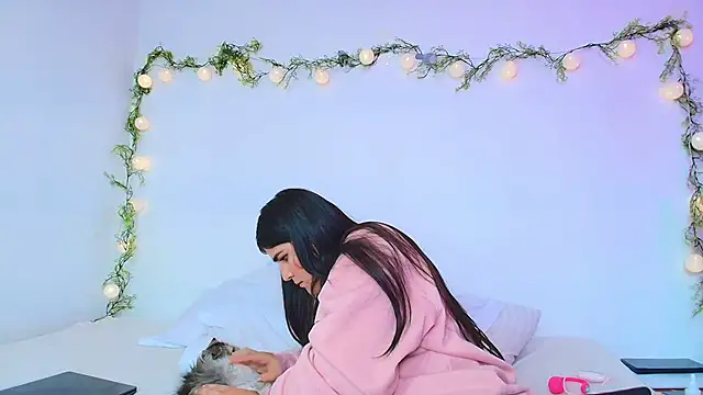 Amara vega online show from April 19, 3:55 pm