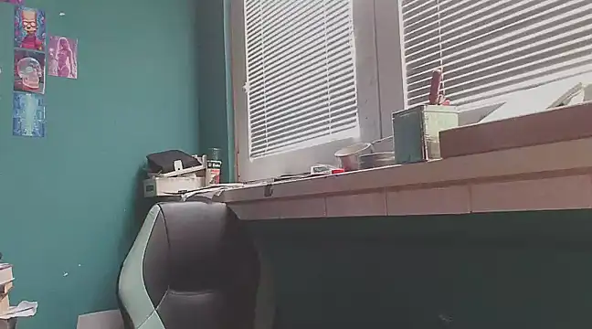 YouWantMe666 online show from February 12, 2:21 pm