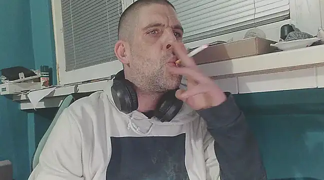 YouWantMe666 online show from February 13, 8:45 pm