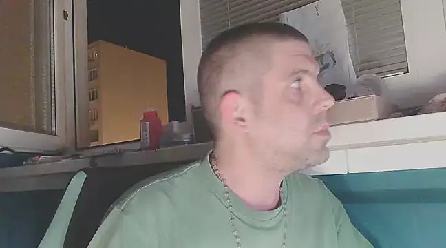 YouWantMe666 online show from February 20, 8:25 pm