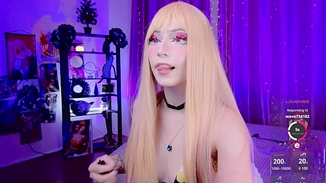 Carolina Leep online show from December 19, 2:35 pm