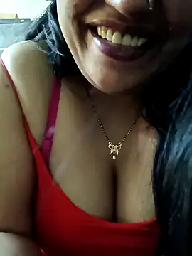 Snapshot of sneha_rose chatting on January 1, 8:45 am sneha rose online show from January 1, 8:45 am