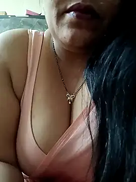 Snapshot of sneha_rose chatting on January 5, 4:36 am sneha rose online show from January 5, 4:36 am