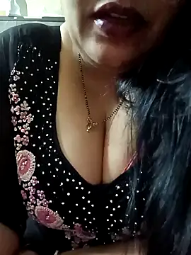 Snapshot of sneha_rose chatting on January 18, 6:43 pm sneha rose online show from January 18, 6:43 pm