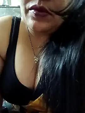 Snapshot of sneha_rose chatting on January 21, 5:09 pm sneha rose online show from January 21, 5:09 pm