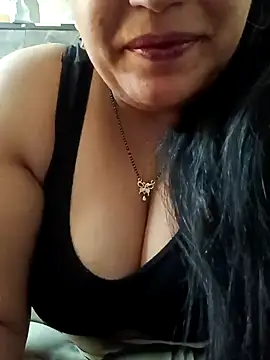 Snapshot of sneha_rose chatting on January 22, 5:37 am sneha rose online show from January 22, 5:37 am